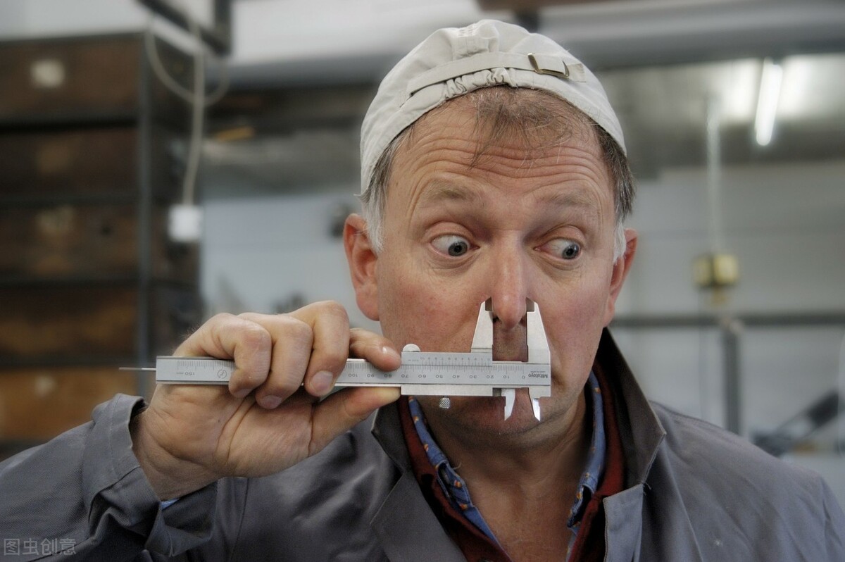 接吻gif搞笑图,接吻gif搞笑图片