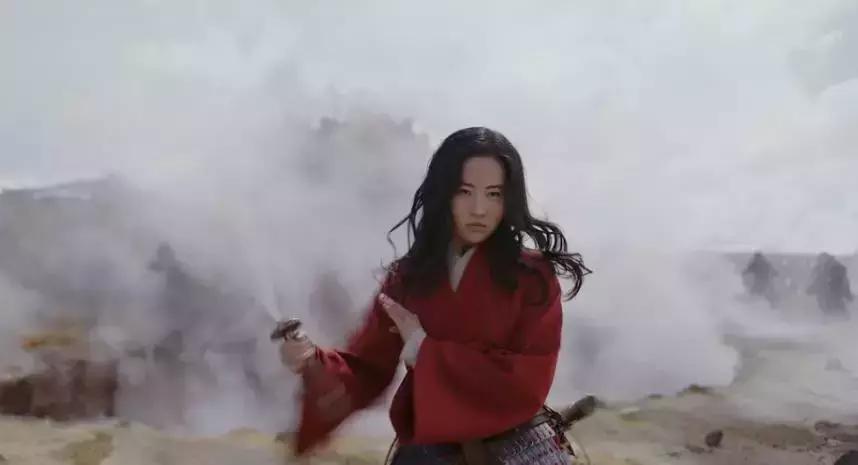 刘亦菲主演的花木兰中的缺点,刘亦菲不适合演花木兰