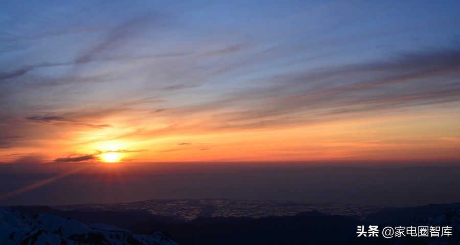 家电市场下跌不可怕，海信老板推新品格力新飞跨界夏普求翻身