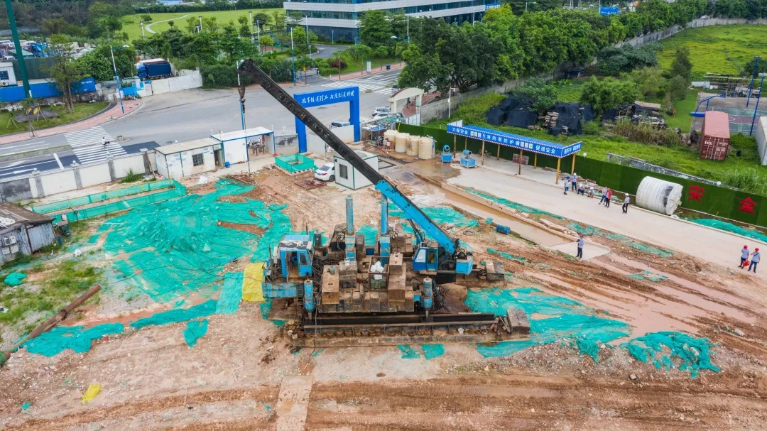 山河智能静力压桩机产品具体介绍,山河智能履带式压桩机