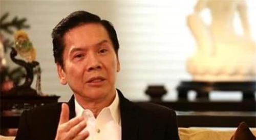 向华强的场子都敢砸！还扬言见一次打一次，这人究竟是什么来头？