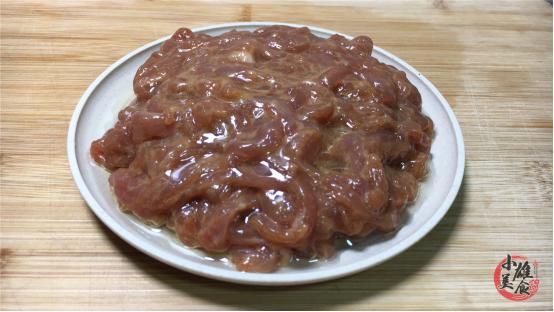 炒肉丝好吃技巧,炒肉丝之前肉丝怎么腌制