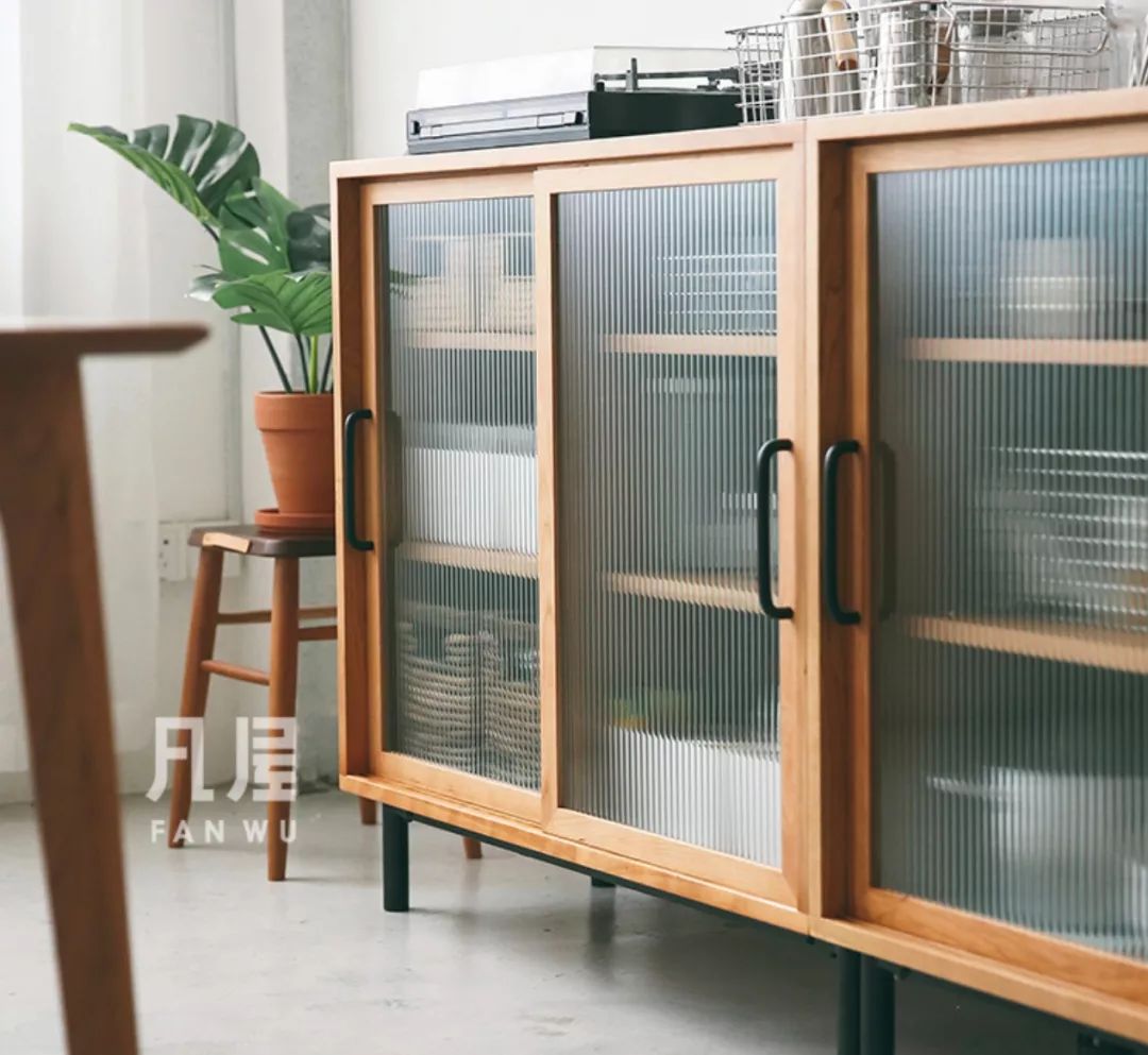 999皮炎平出口红,999皮炎平出口红广告