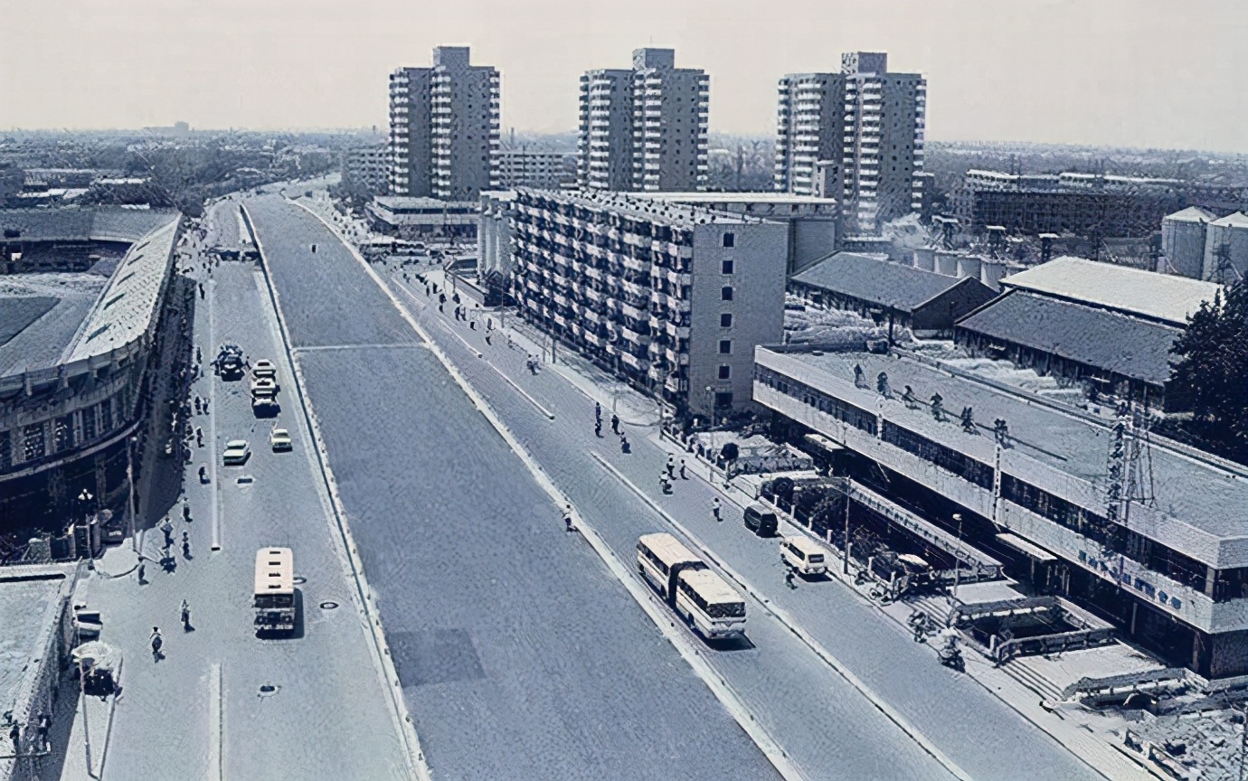 红桥开放的体育场,天津红桥足球场地