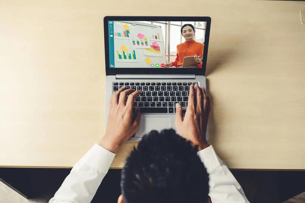 在线教育会取代传统教育模式吗,在线教育可以改变目前现状吗