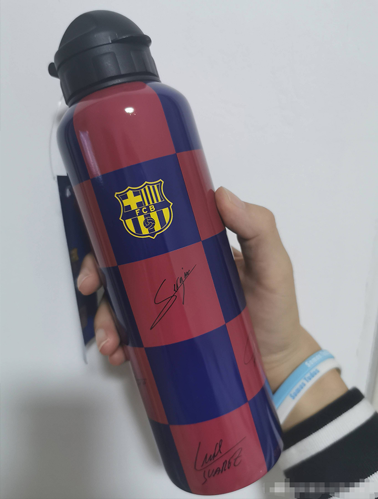 梅西15周年纪念战靴,2019梅西金球战靴