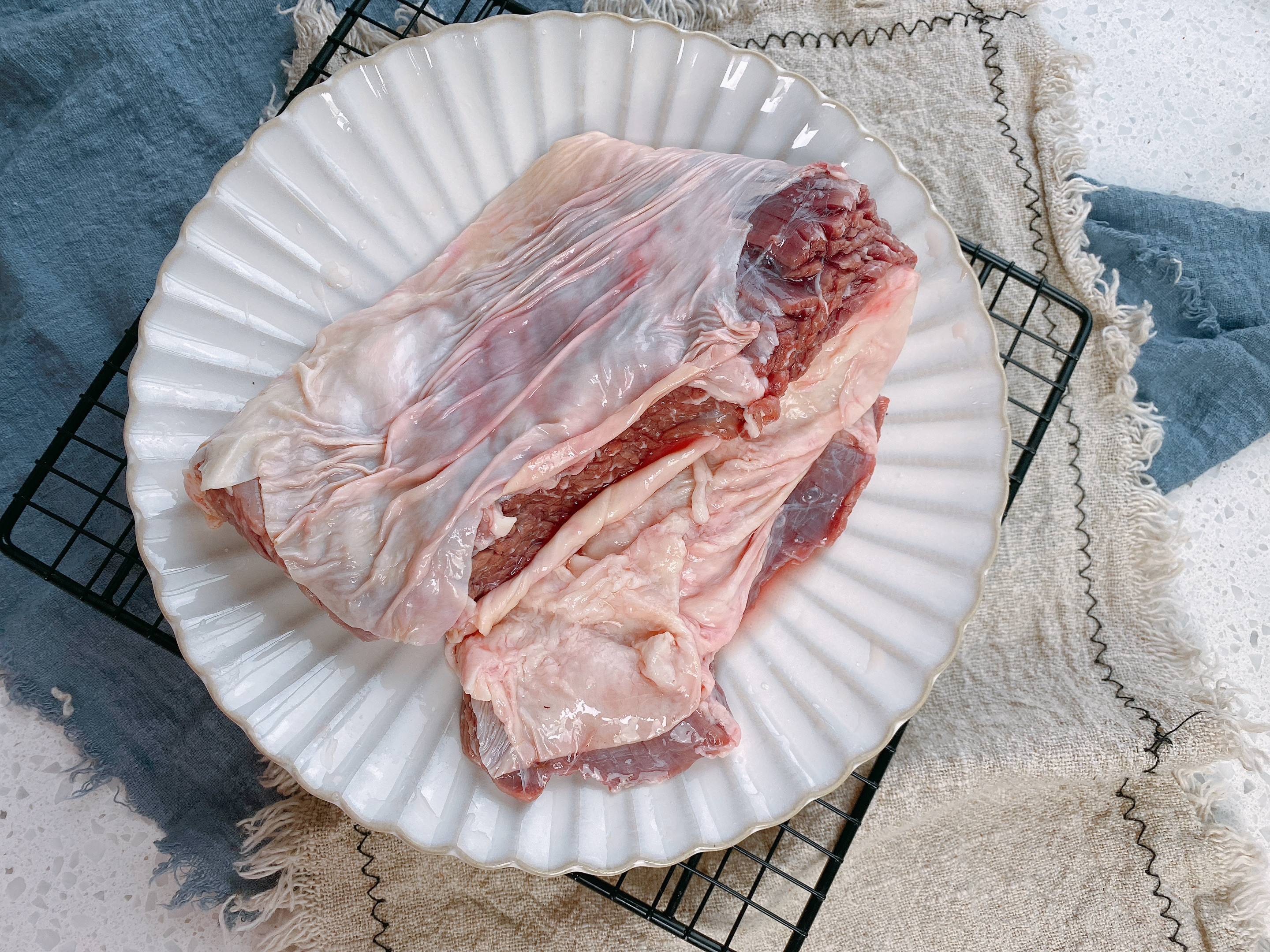 清炖牛肉怎样做到汤清淡肉入味,清炖牛肉汤怎么炖好吃又烂