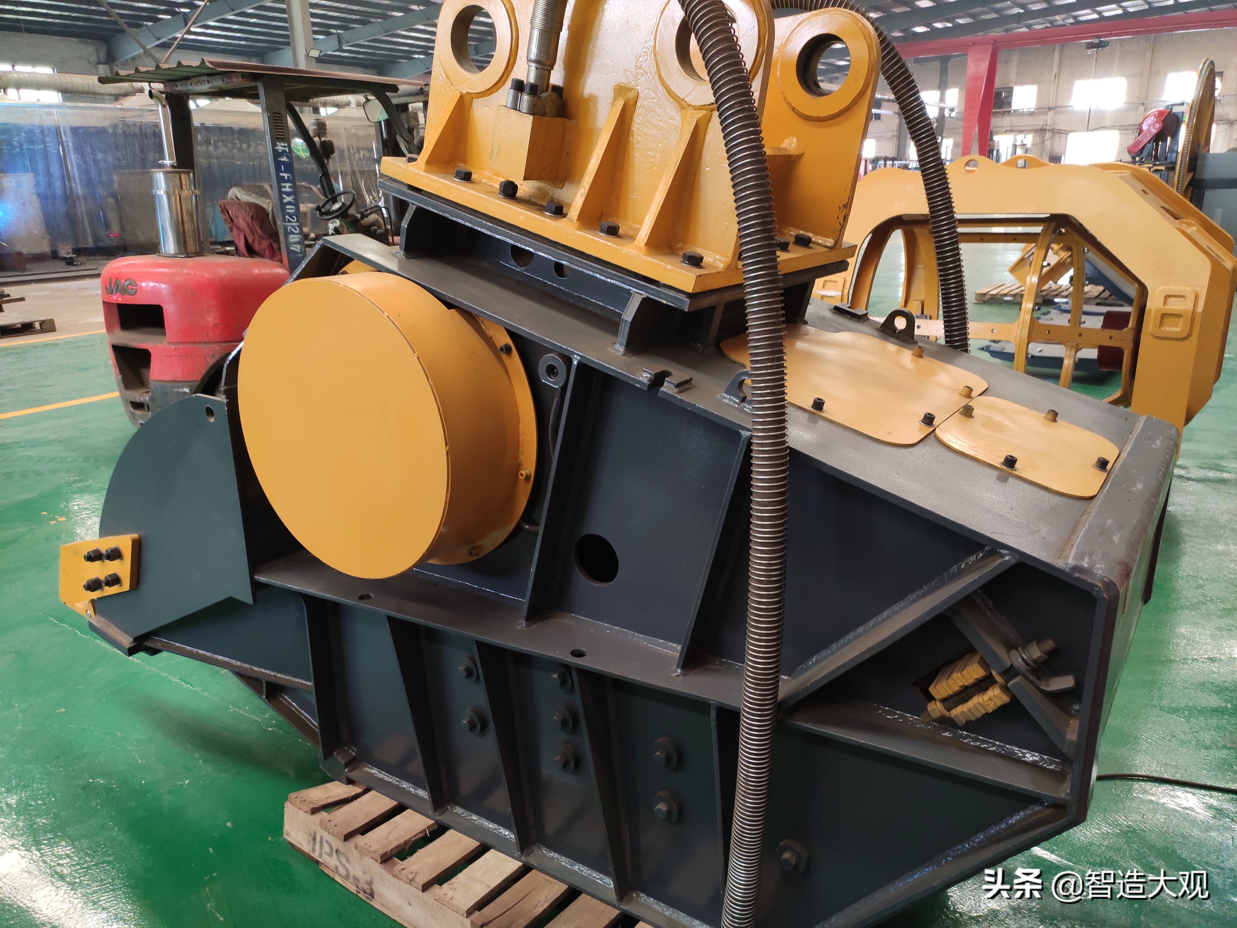 挖机破碎斗怎么样,哪个品牌挖机适合打破碎斗