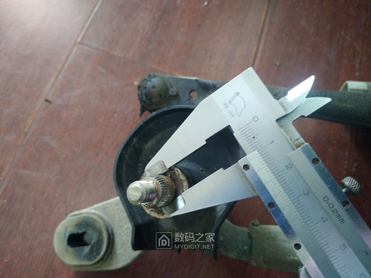 长城c30雨刮器维修视频,长城c30雨刷连杆怎么修