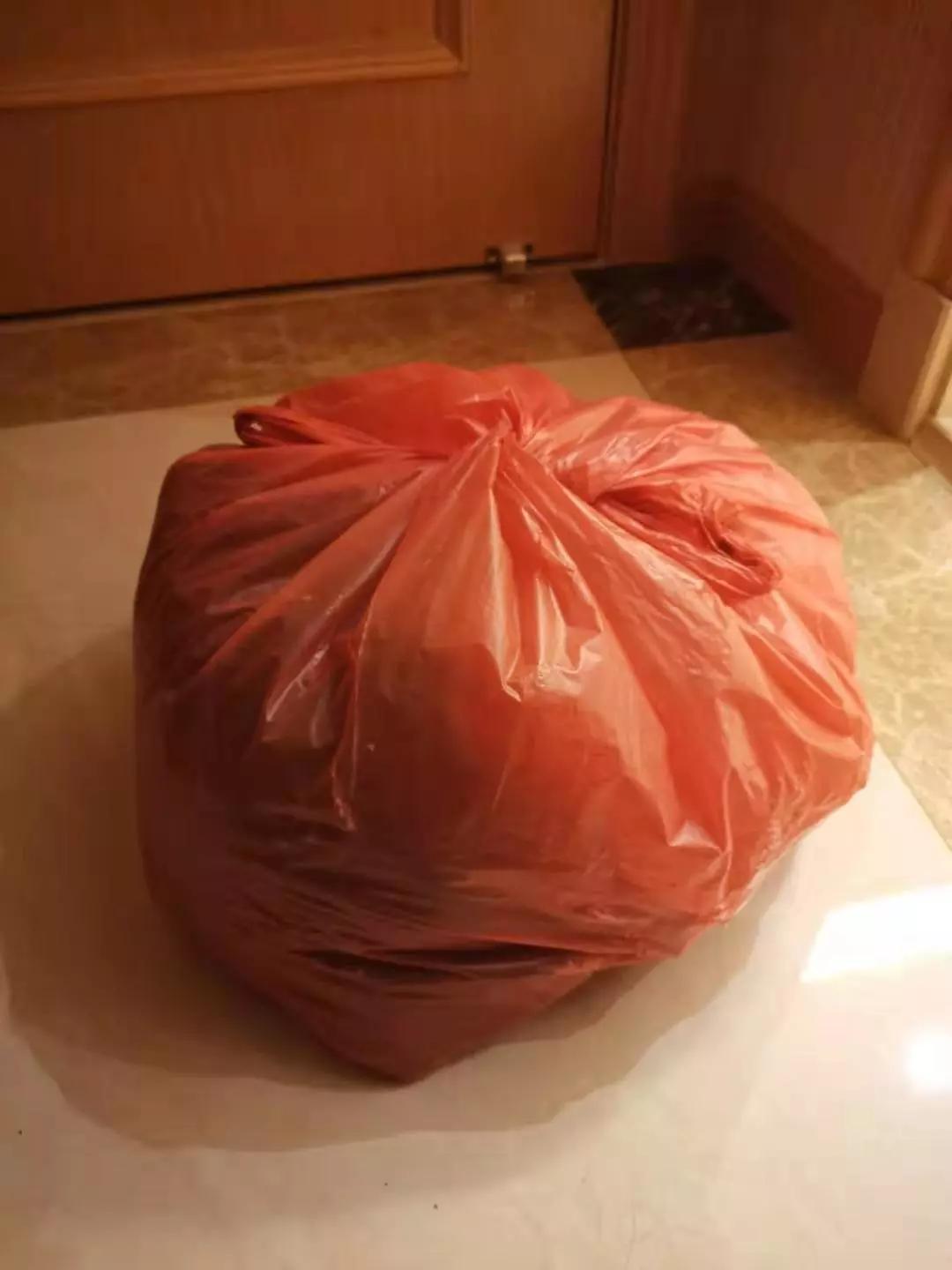 医院里的新冠患者越来越多,汉口医院特点