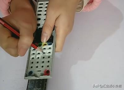 遥控器按键失灵修复小窍门,遥控器失灵的话该怎么修