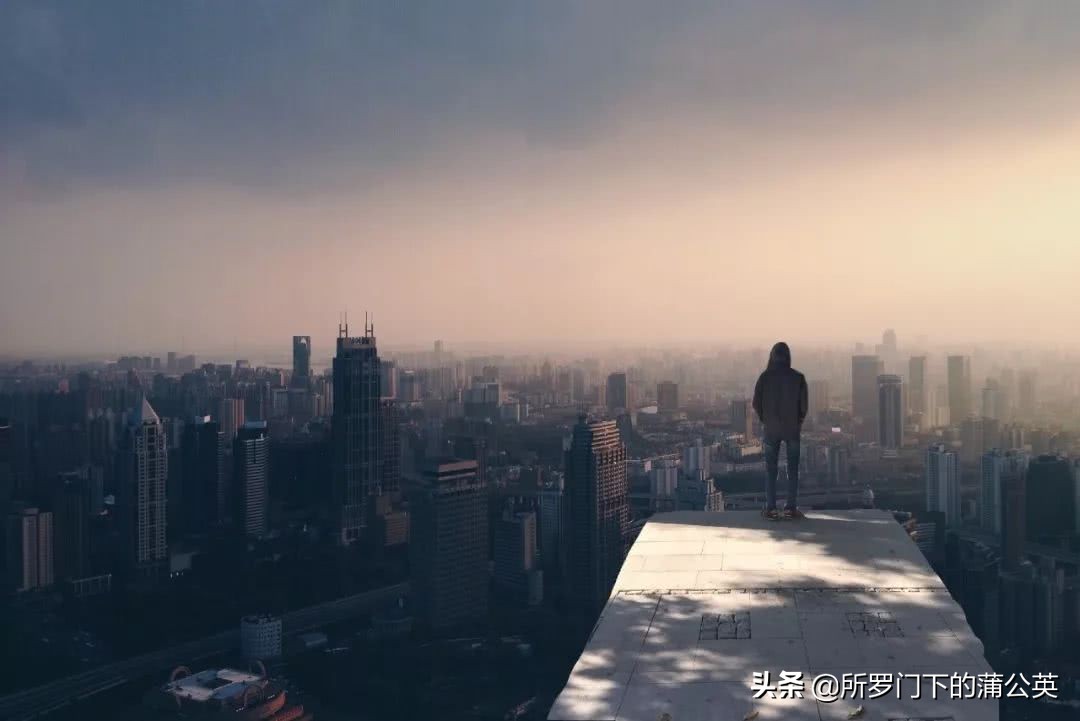 为了挣钱你可以卑微到什么程度,为了挣钱做过最卑微的事