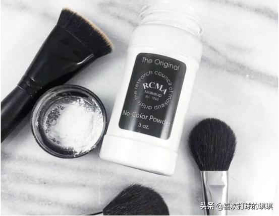 出门脸部如何控油定妆,化妆定妆半小时后油光满面怎么办