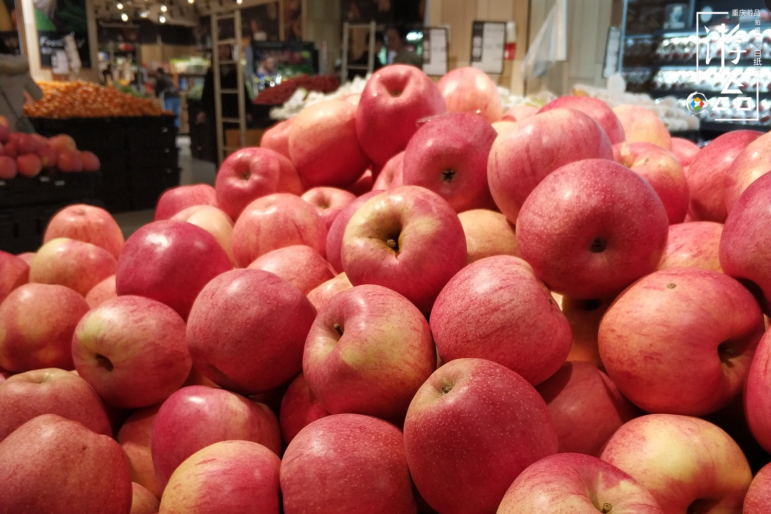 00鍚庢湁骞冲畨澶滃悆鑻规灉鐨勪範淇楀悧,骞冲畨澶滃悆鑻规灉鐨勪範淇楁槸鍝噷鏉ョ殑