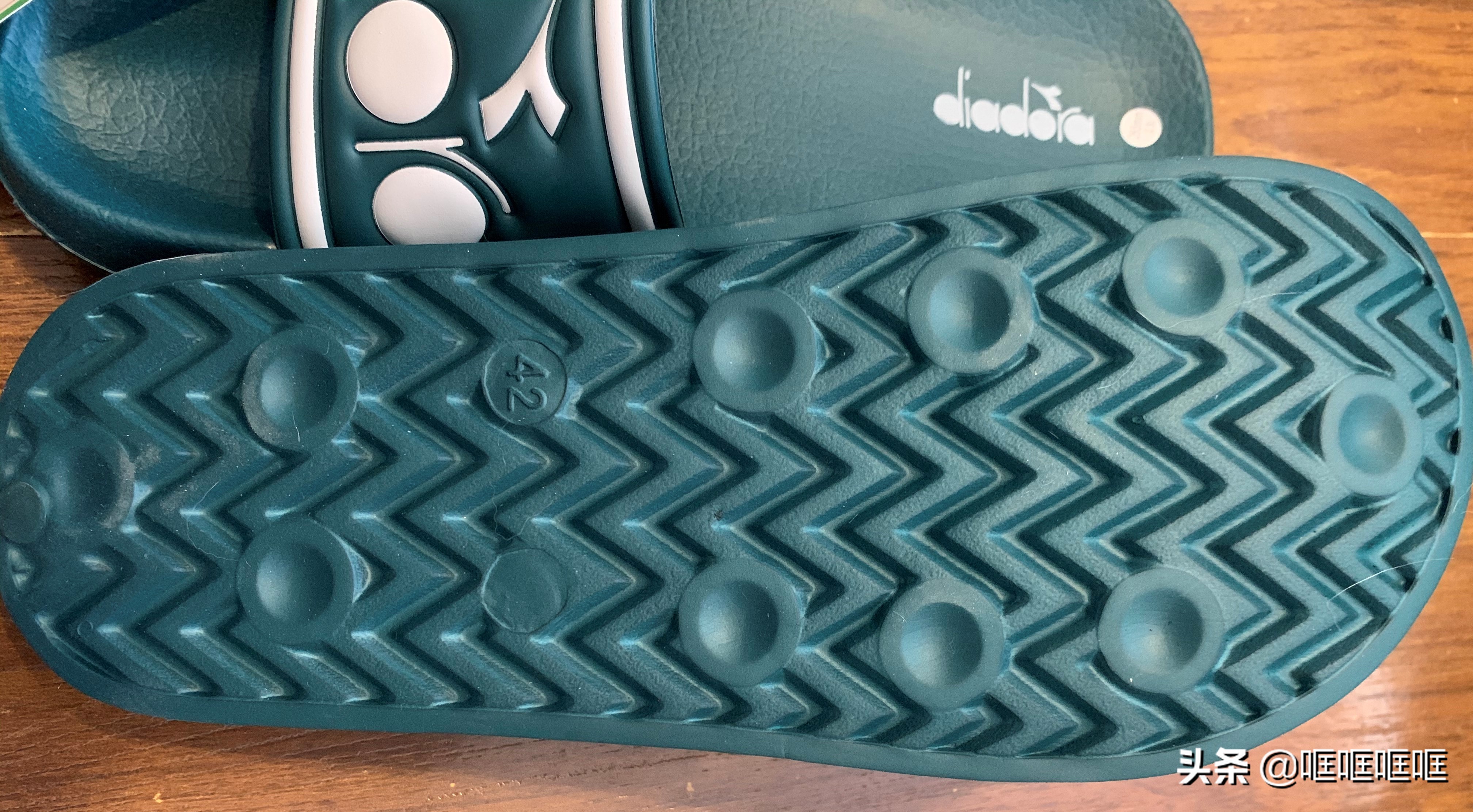 100块钱有两双的鞋子,100元买了三双鞋