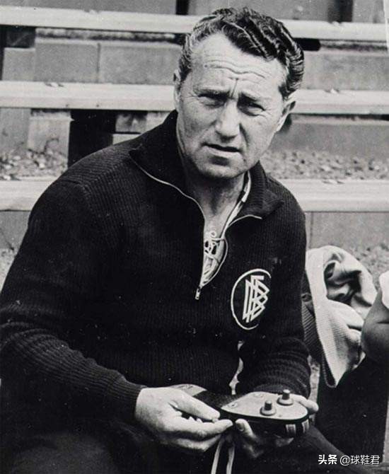 阿迪达斯与彪马现状,为什么说阿迪达斯和彪马是一家