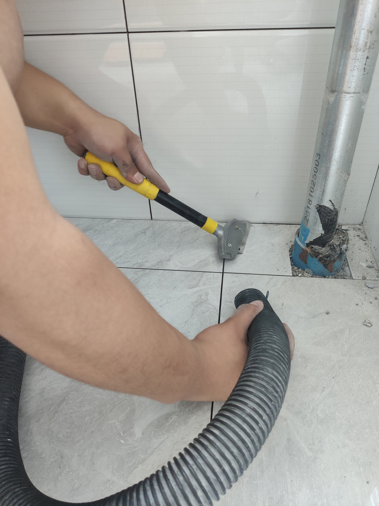 瓷砖美缝施工时要注意的问题,瓷砖美缝为什么要做3毫米