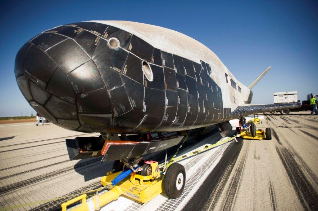 全球爱好和平国家的噩梦“达摩克里斯之剑”X-37B70图