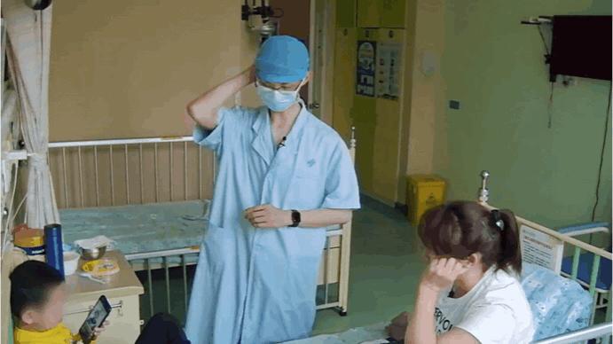 王牌医生也会怕老师？我不要面子的吗……