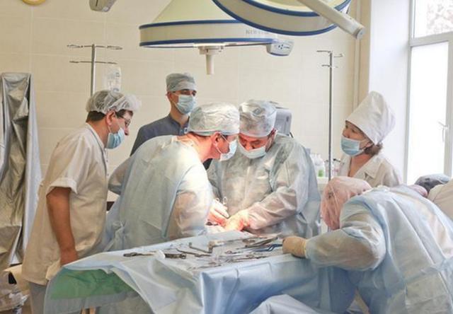 生宝宝要处理毛发吗,生孩子要刮头发吗