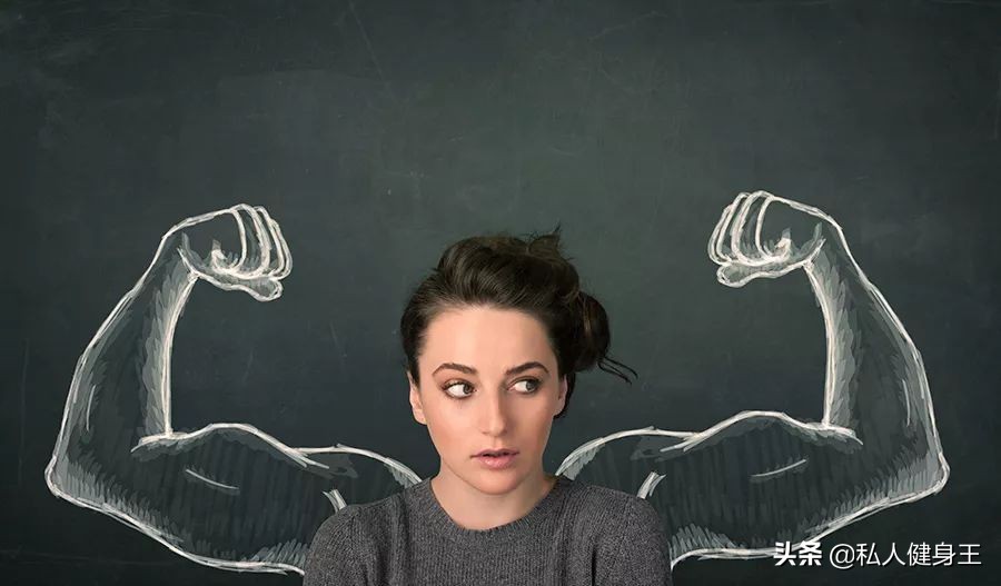 哑铃六个动作高效练粗手臂,哑铃6个动作练全身