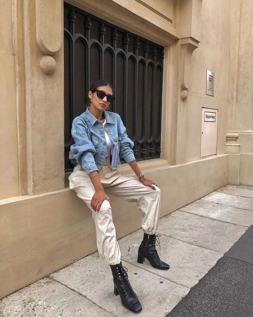 去年特别火的鞋,绑带鞋搭配图片选择这样穿更潮流