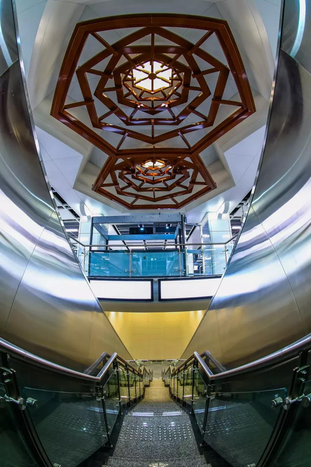 新南门，成都人听到这三个字就是包不住的清口水，走起~