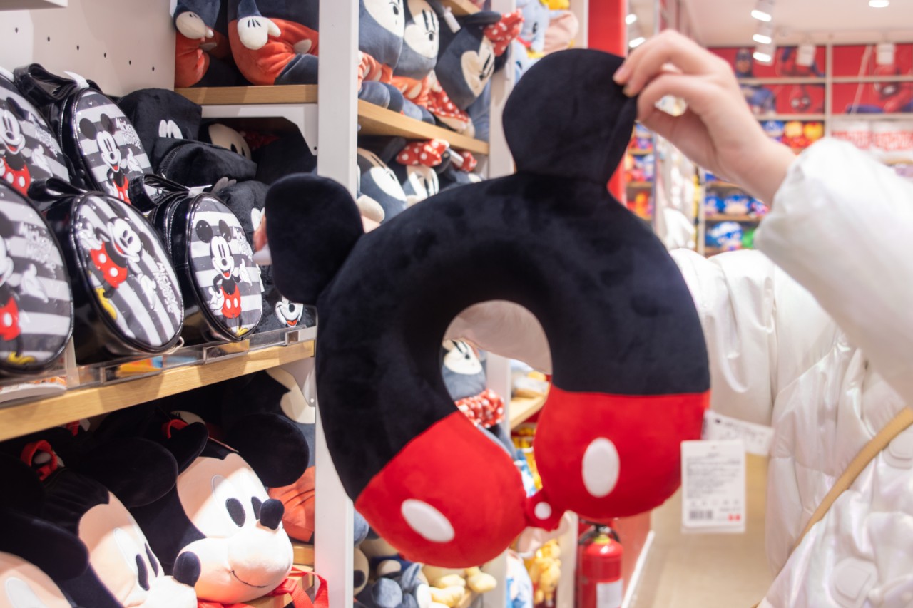 “米奇米妮”来啦~名创优品放大招!在重庆也能get正版周边