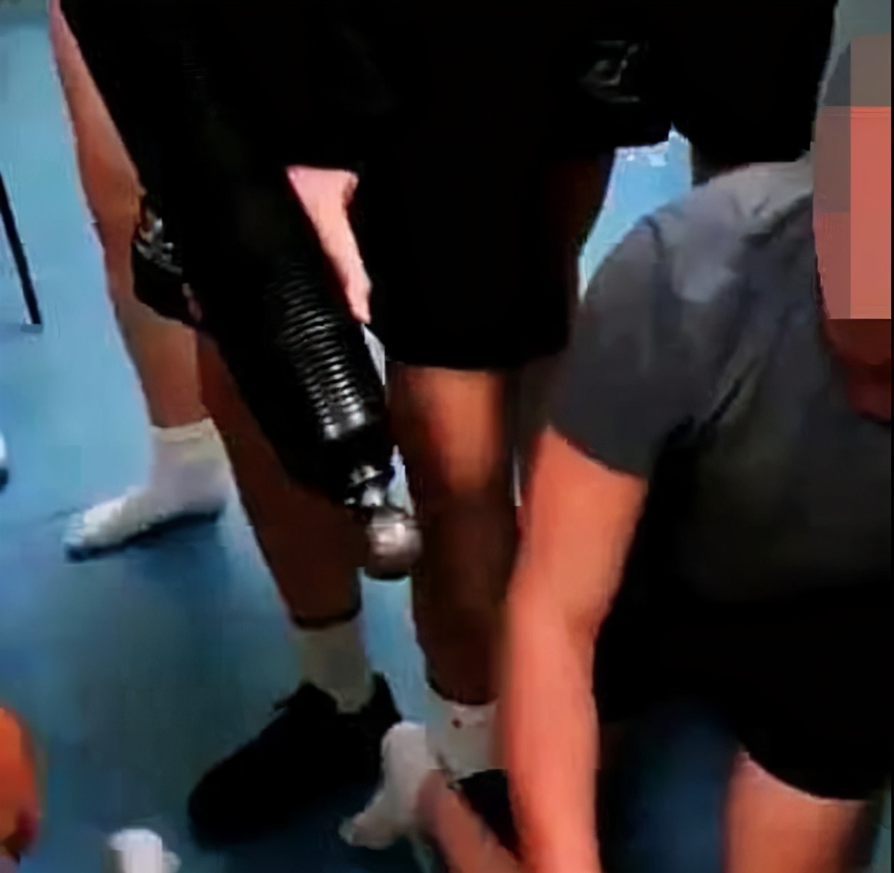 不只迫击炮性侵！英军*虐性**恶行五花八门，前军官指已有成千上万人受害