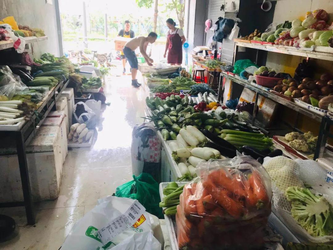 听年轻人的：两代人的烟火中国