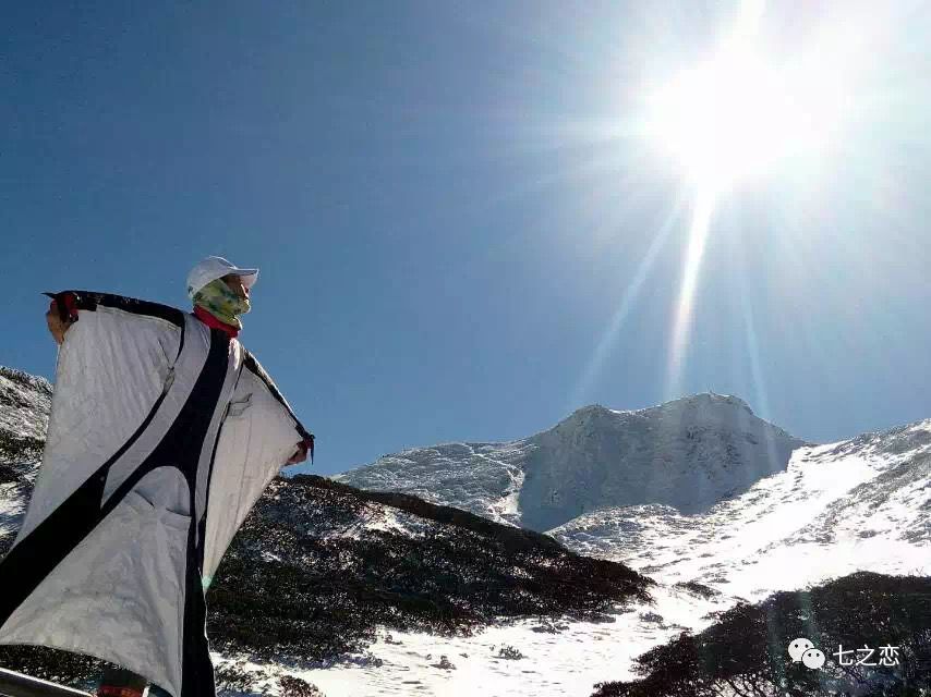 羽人的梦想与友情中国的Jetman涡喷飞翼初次试飞现场见证