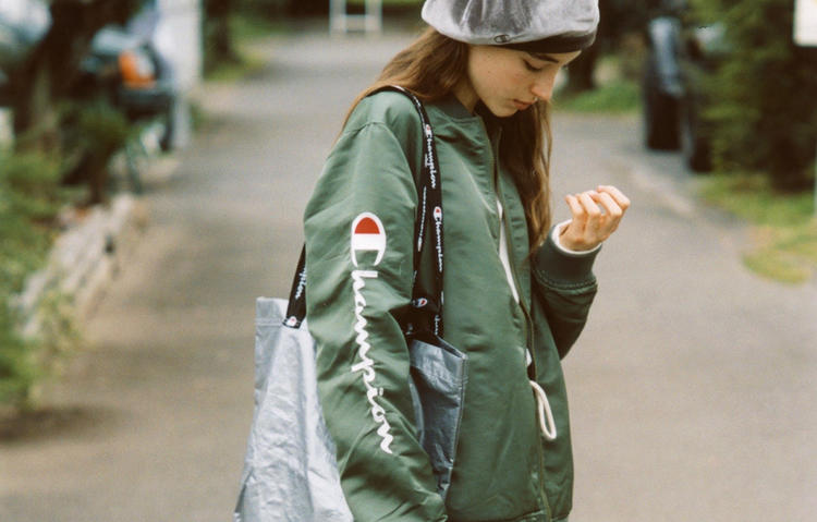 娼墝鐢峰+甯借~鍗。鍔犵粧鍔犲帤鍐,缇庡浗娼墝champion鍗。