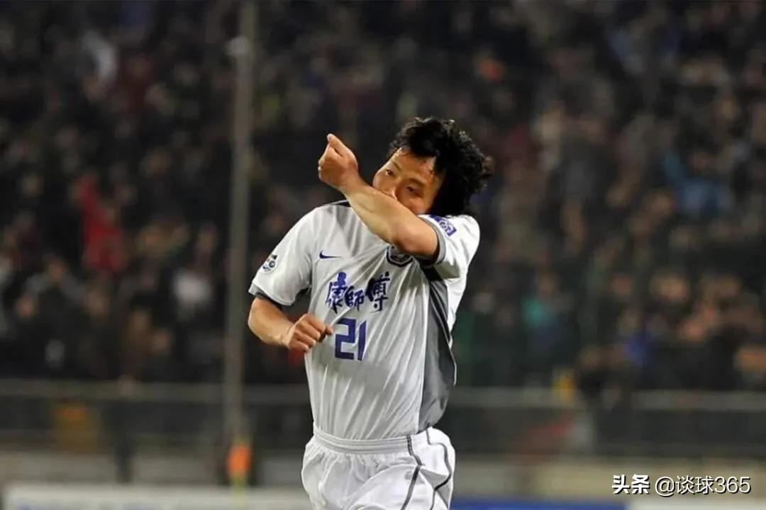 齐达内与梅西传奇,齐达内比肩两大球王