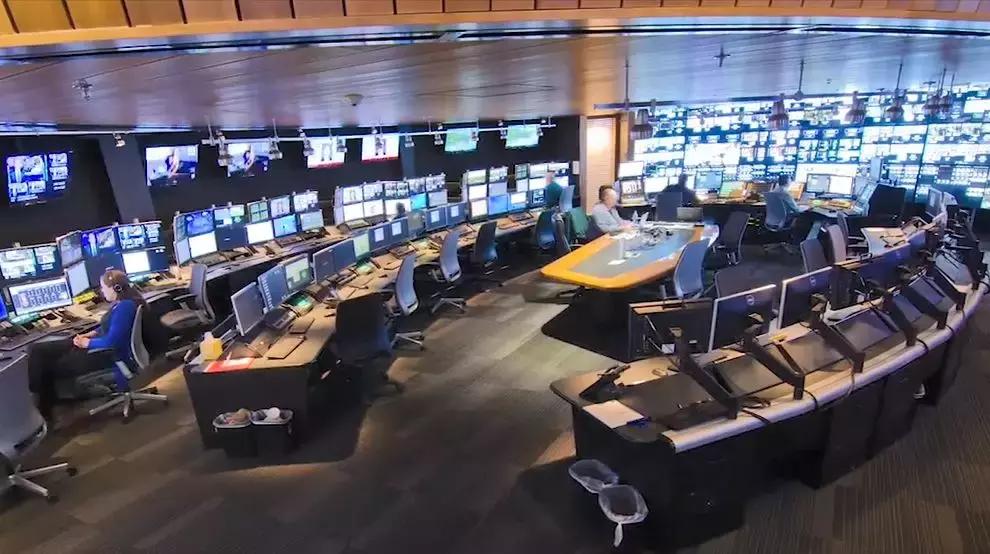 万达商管引资600亿,青训队选梅西还是c罗