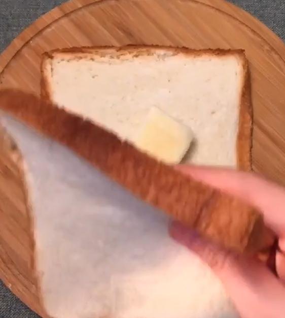 油炸冰淇淋的正确方法视频,油炸冰淇淋正确做法