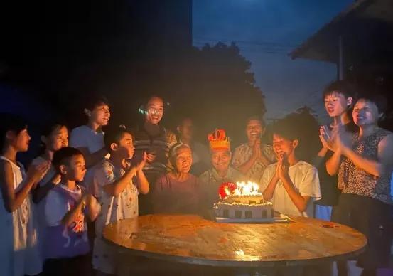 赖家益返乡教书追寻育人梦,赖家益到大学教书的感悟