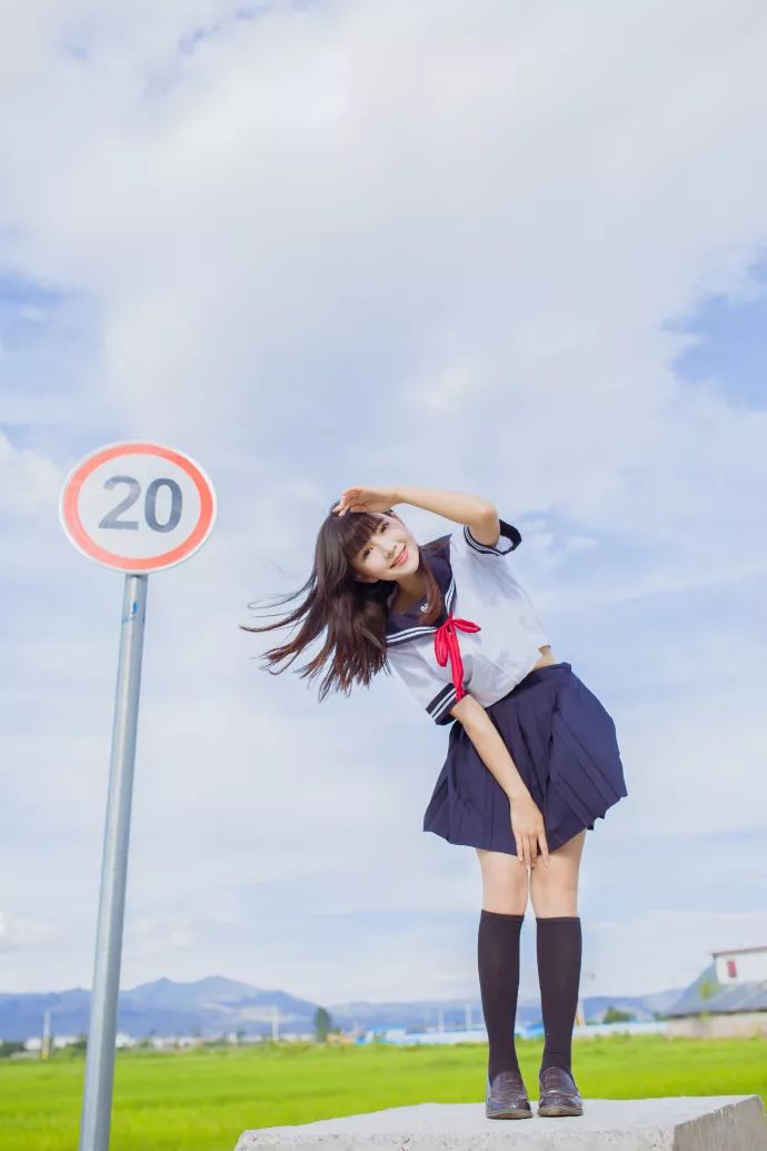 春天如何拍照摆姿势好看,48个拍照pose技巧拍出好看的照片