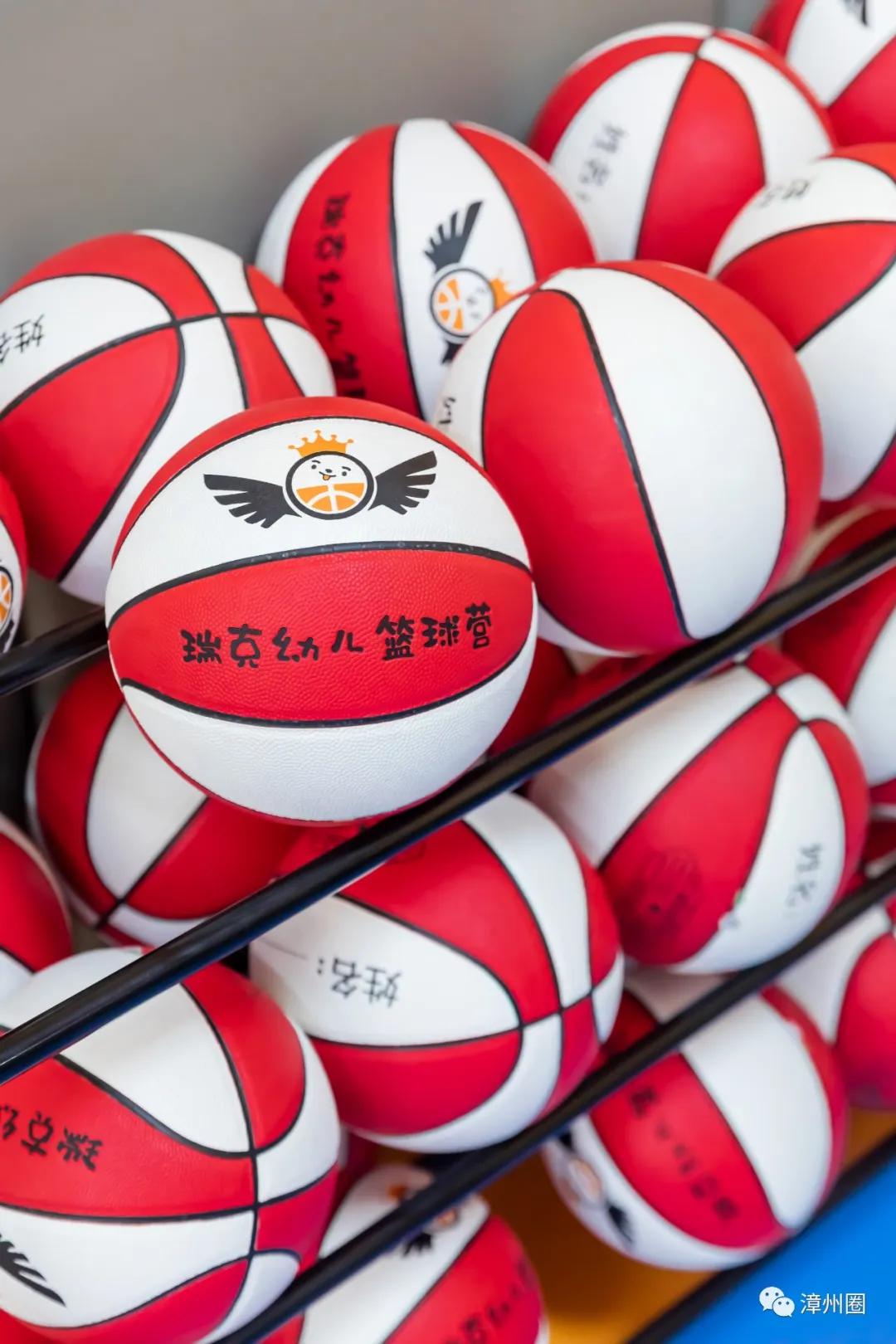 万达附近室内篮球班,万达金街二楼儿童篮球