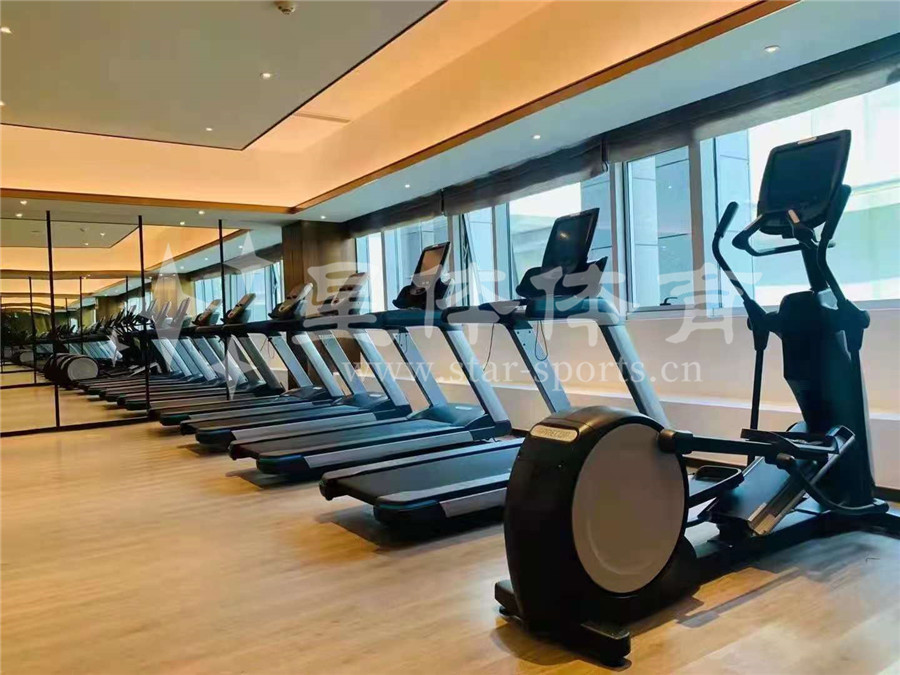 健身房的健身器材哪里买的,健身房减肚子的健身器材