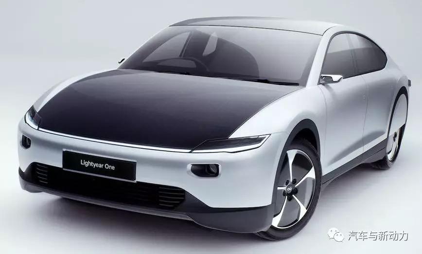 太阳能电动车LightyearOne解析