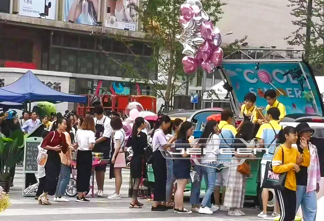 谁说跨界玩烂了？DCGP国际漂移赛遇上街景店车，热浪狂飙不止