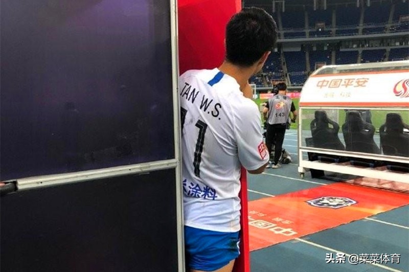 周挺怎么离开国安了,再见国足最强中国球星决定退籍