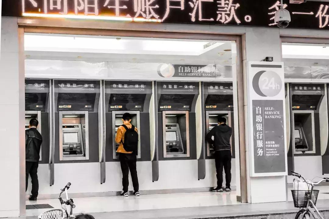 白石洲城中,白石洲的海边