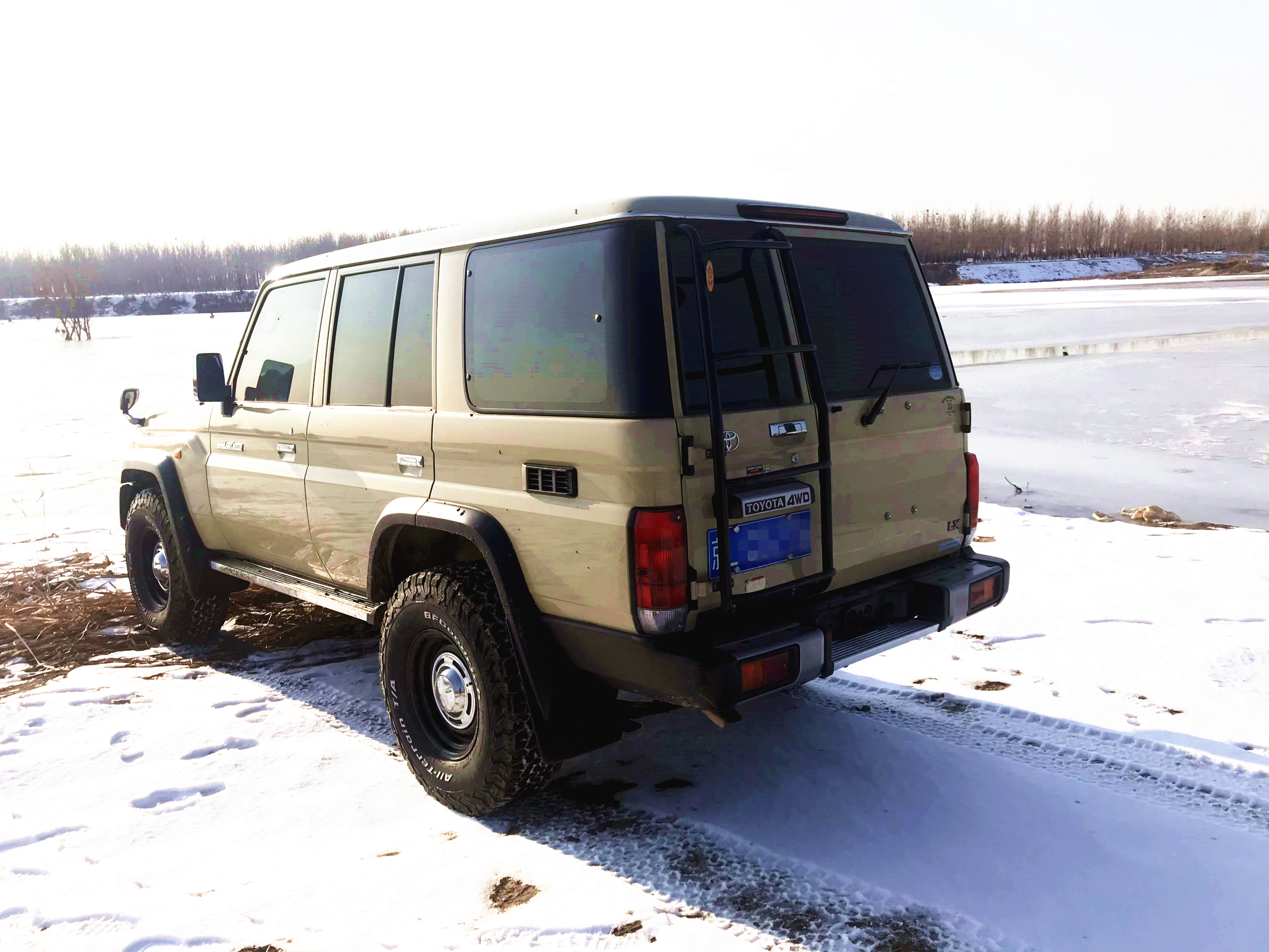 全新陆巡5.7试驾,陆巡v6版测评