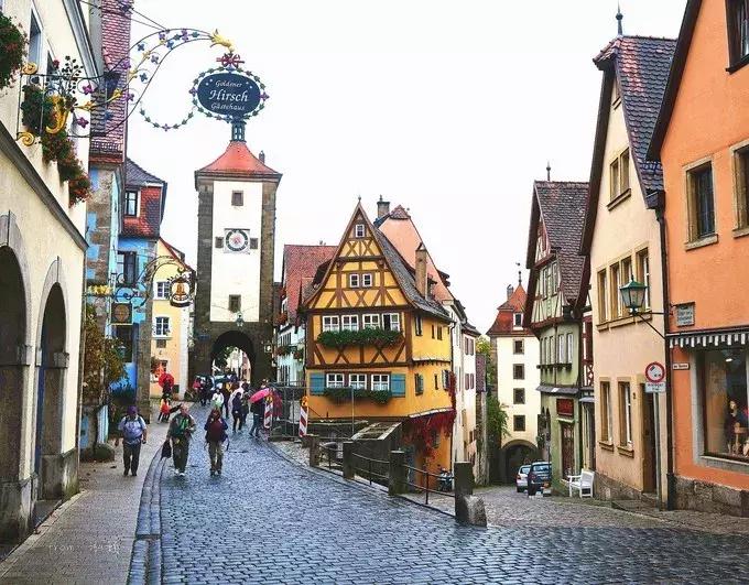 走进梦幻般的童话世界,美丽绚烂的童话世界