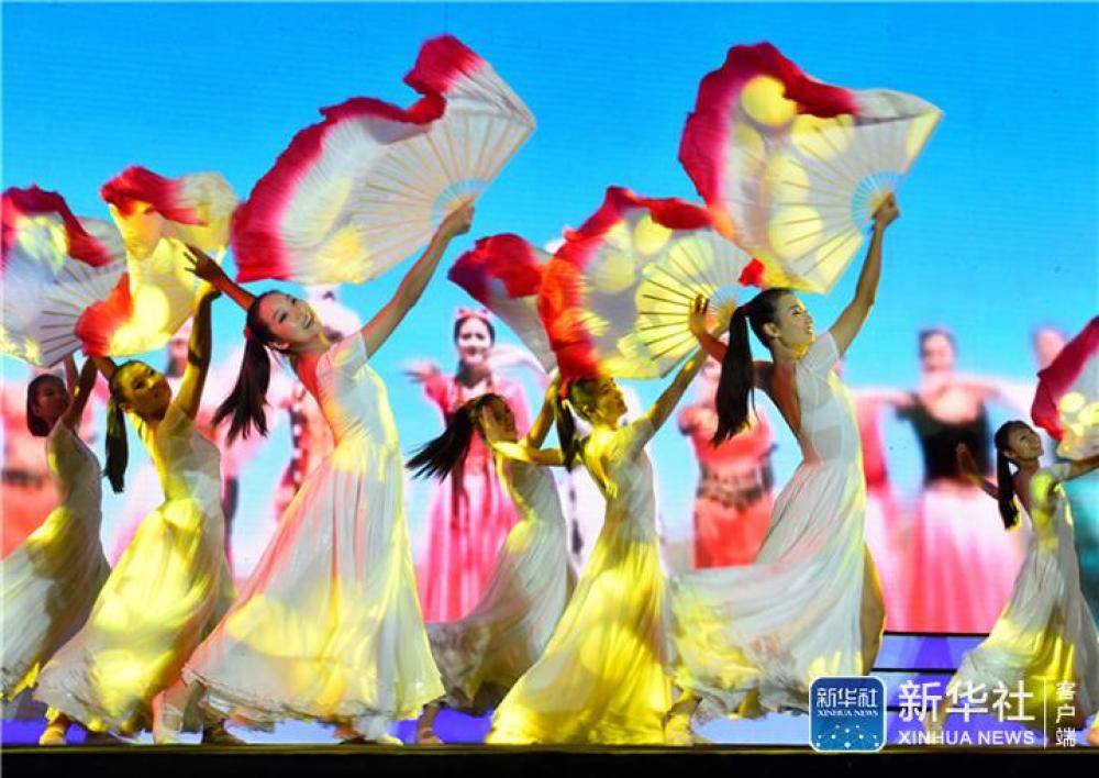 带着梦想，飞得更高更远——习*平近**总书记牵挂的民生事之“学有所教”篇​​