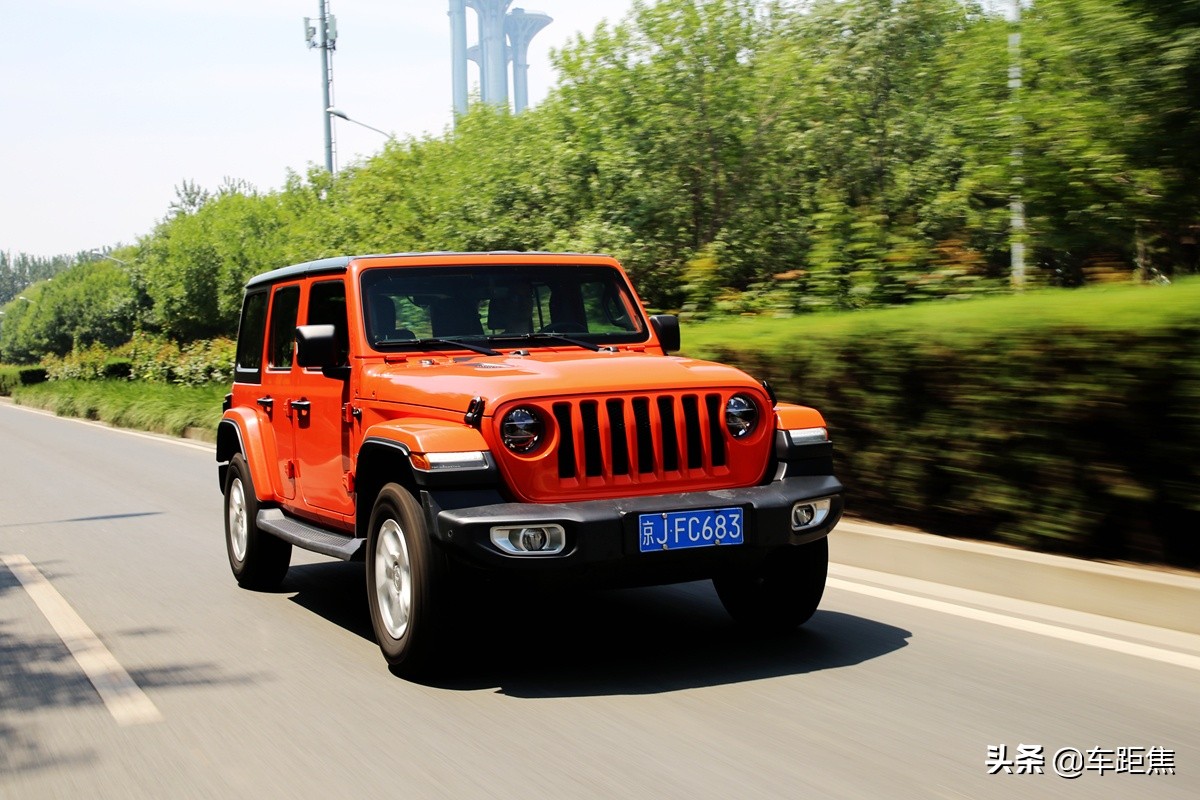 牧马人沉浸式体验白色内饰,体验牧马人卢比肯