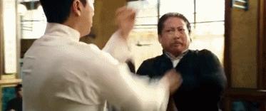 甄子丹身高怎么变成169cm了,甄子丹怎么越老越帅