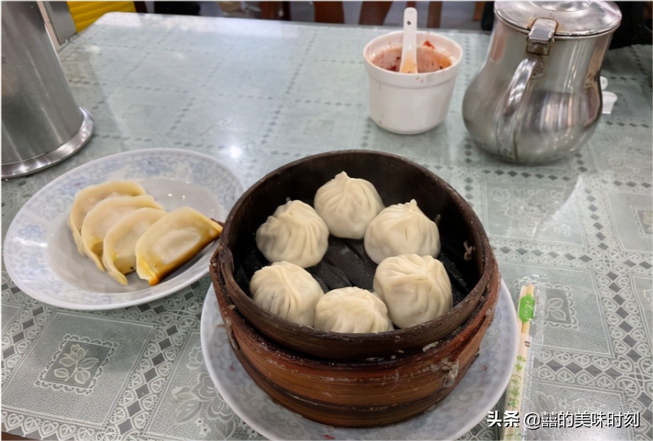 上海锅贴第一名石龙路,上海锅贴店哪家好吃