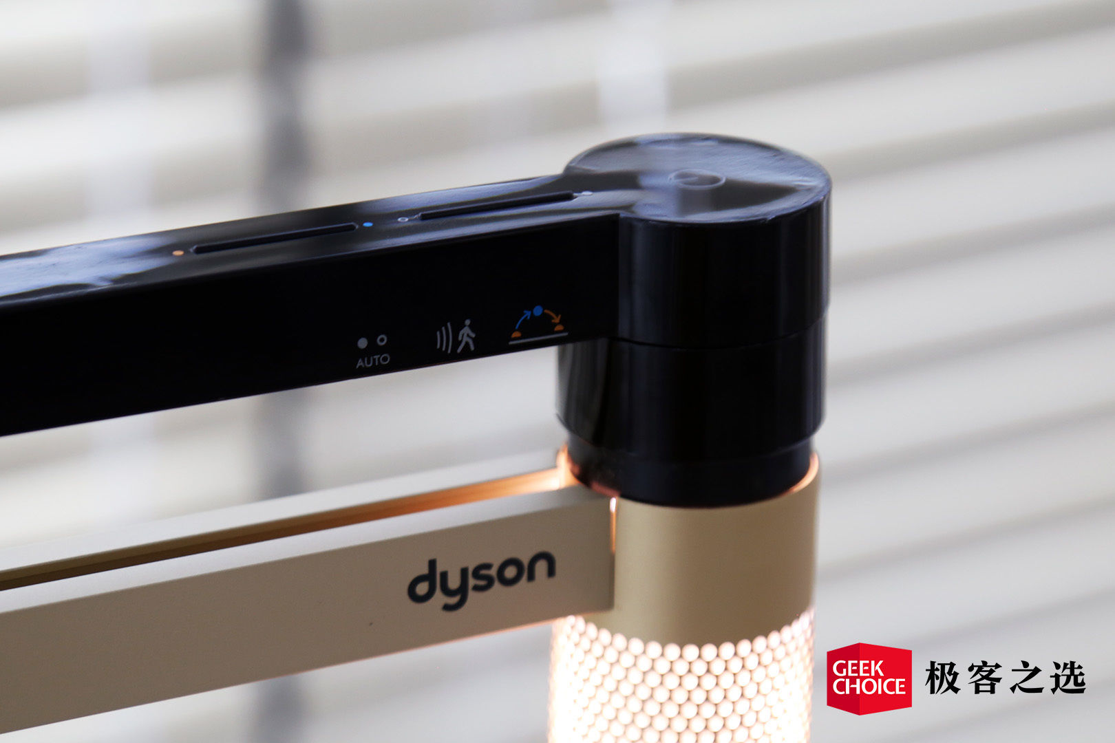 戴森600元,戴森1500元